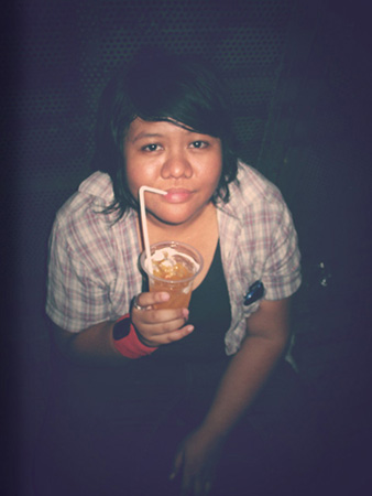 http://www.noranbakrie.com/files/gimgs/28_noranbakrietwba01.jpg
