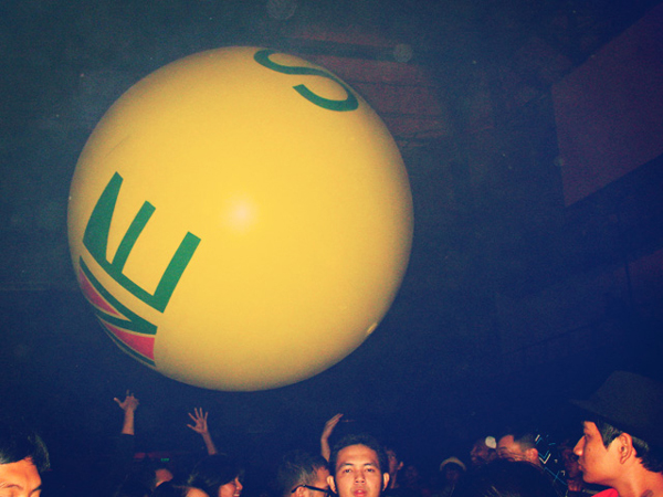 http://www.noranbakrie.com/files/gimgs/28_noranbakrietwba24.jpg
